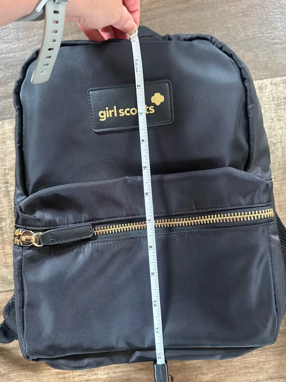 New Girl Scouts back pack medium size
